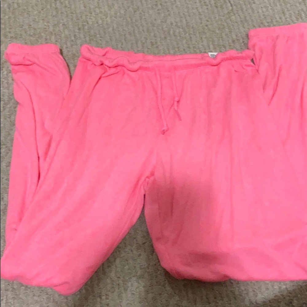Brand New soft vs pink classic pant